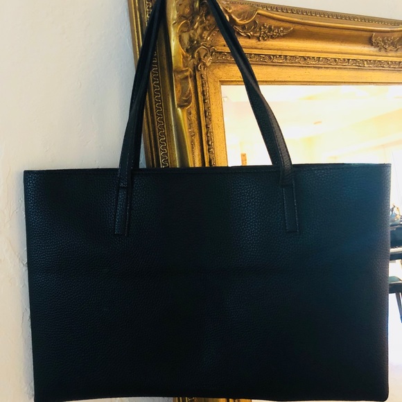 Vince Camuto Pebbled Vegan Leather Luck Tote - Picture 3 of 4